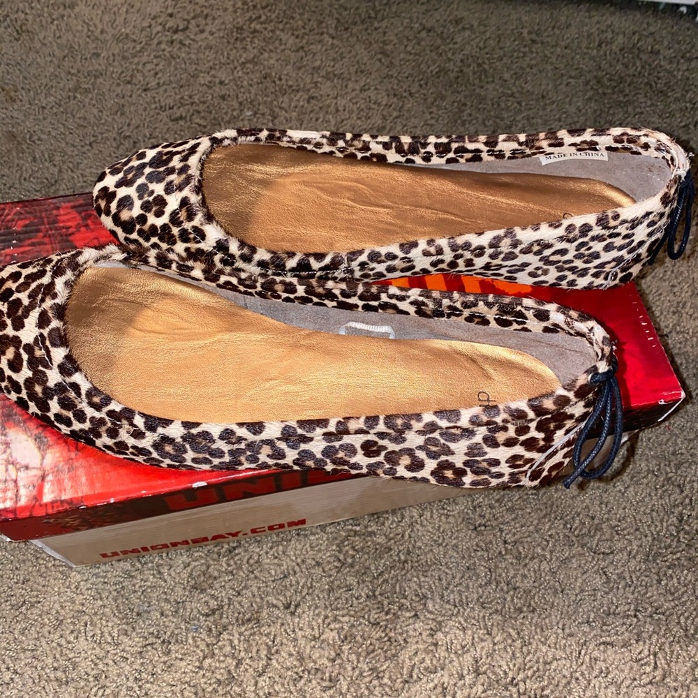 Leopard flats - Picture 3 of 3